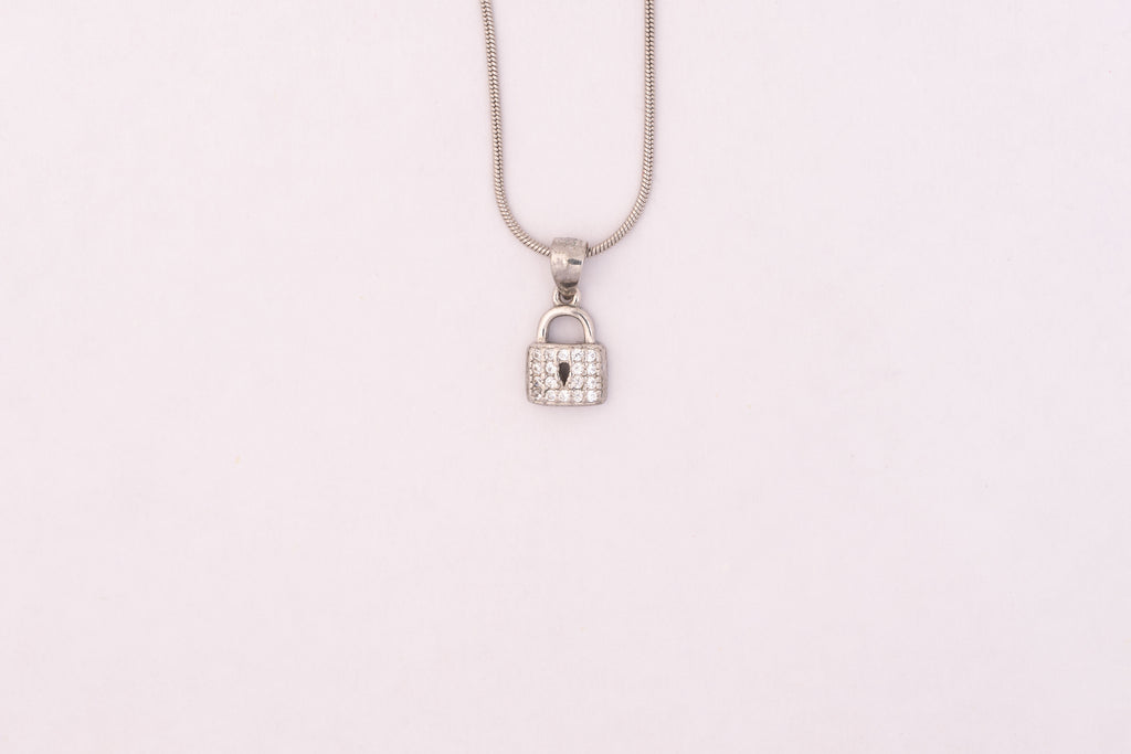 Everhold Pendant