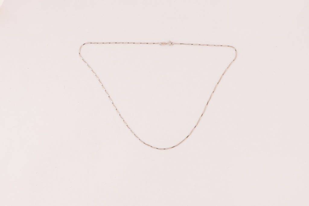 Moonstring silver chain