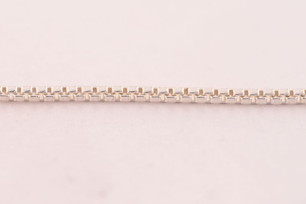 Brickline Silver Chain