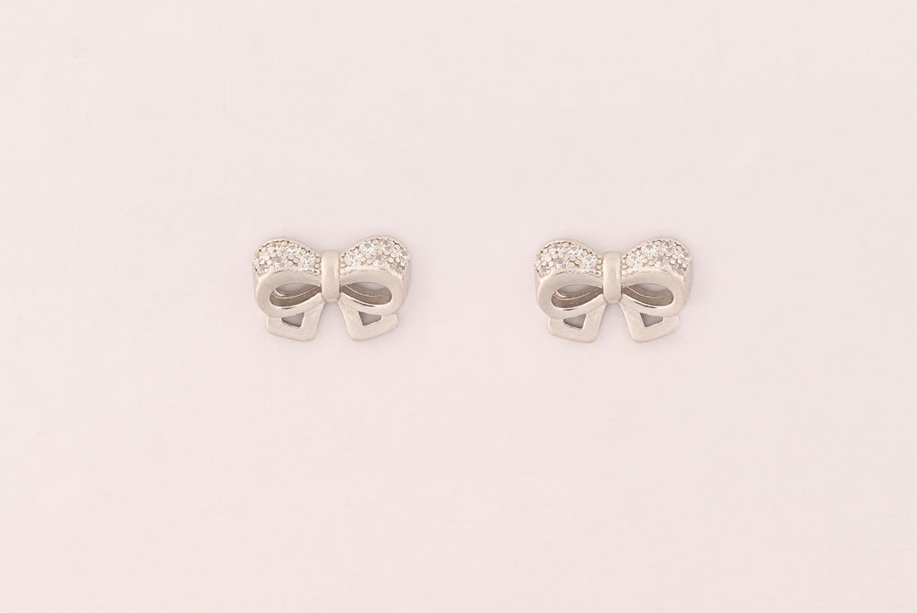 Knot Theory Studs